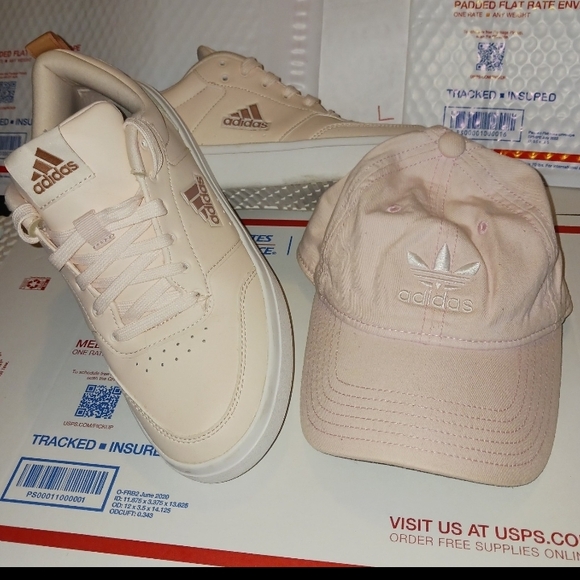 Adidas Beige Sneakers and Cap Set - Picture 1 of 7